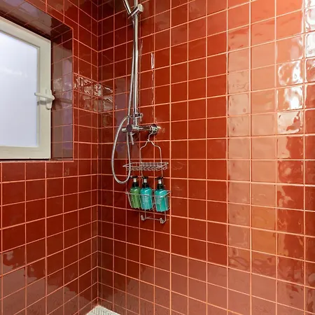 Designer Retreat- Newly Remodelled 1 Bedroom شقة Lisboa