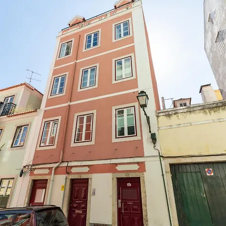 Designer Retreat- Newly Remodelled 1 Bedroom Lisbon